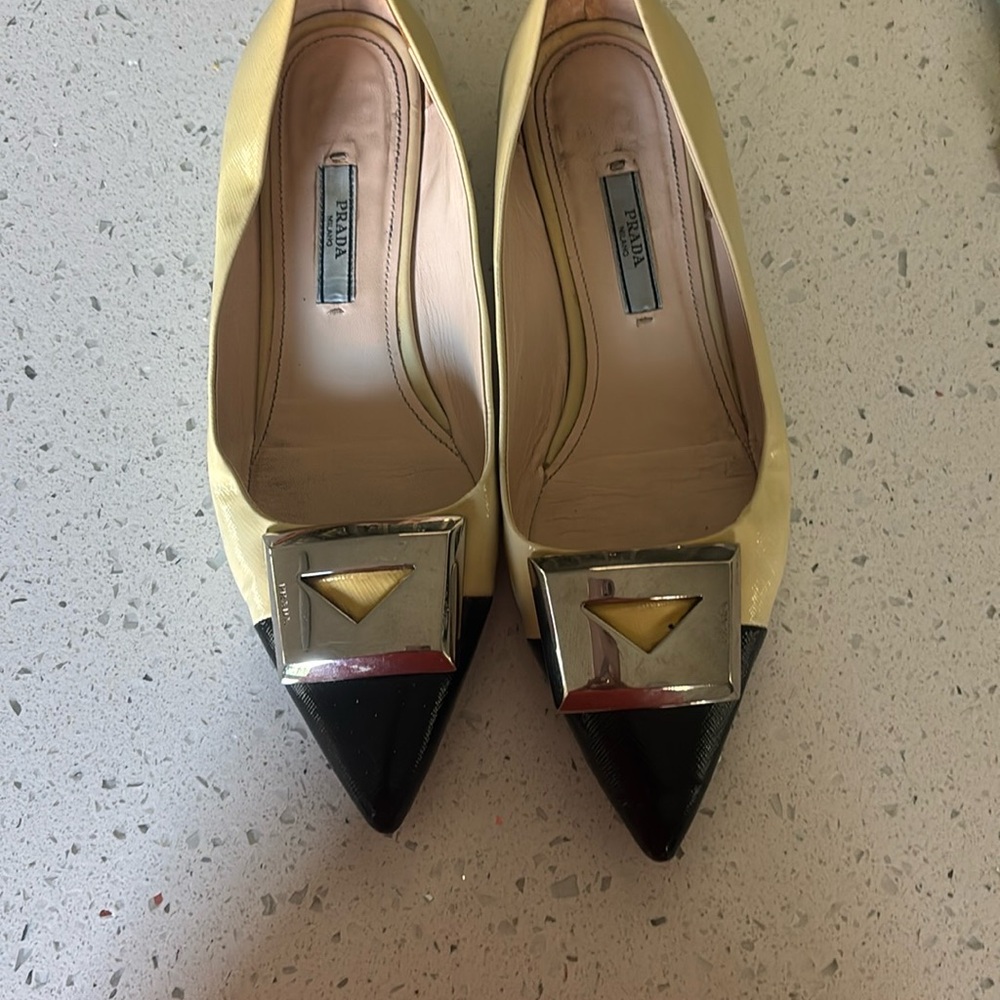 Prada Black and Cream Flats with Geometric Accent